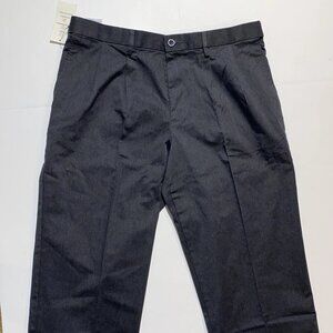 Dockers Relaxed Fit Pleated Gray Khaki Pants Mens Size Actual 36 X 32 NWT